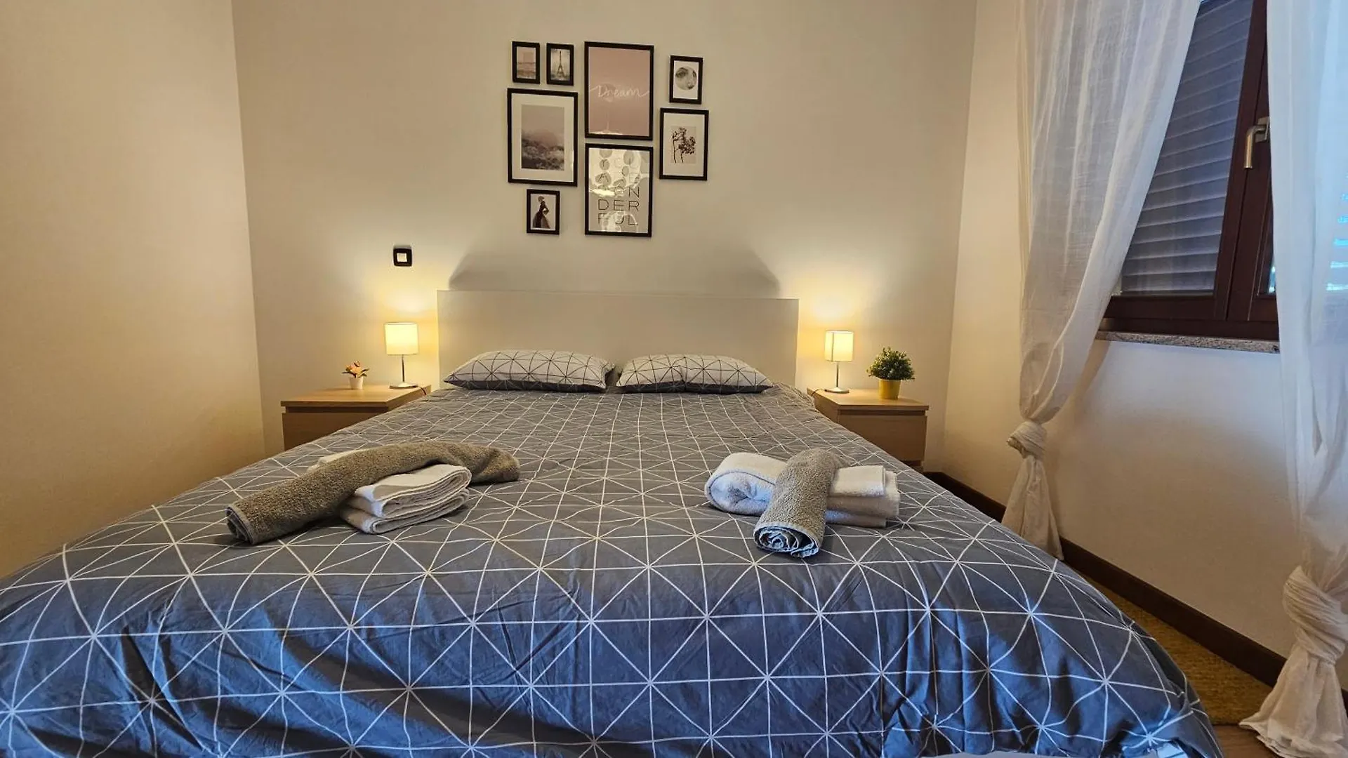Apartment Bluemare With Shared Pool Ližnjan