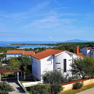 Appartamento Studio Lela, Ližnjan